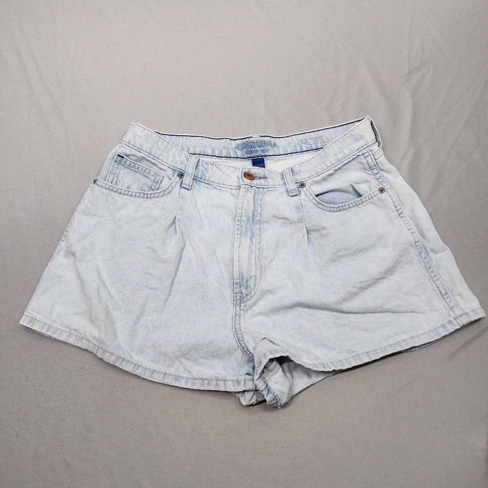 Arizona Jean Co. Mom Short Shorts Womens Size 13 Acid Washed Blue High Rise Mini